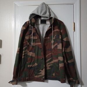 NWOT Nomad Camo Army Jacket Hooded Button Up Men's Medium 100% Cotton